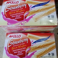 Apollo strawberry wafer stick