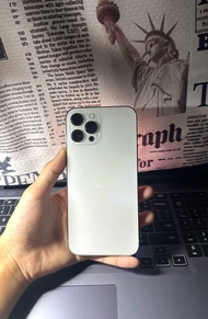 iPhone 12 Pro Max 512G ，贈送Mon貼