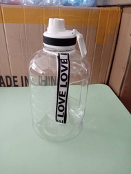 Water Bottle 2200ml Comes with straw