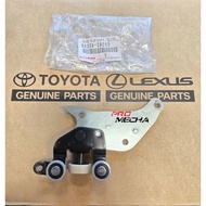 ORIGINAL TOYOTA ESTIMA ACR30, MCR30 SLIDING DOOR ROLLER LH (LOWER) ELECTRICAL DOOR MODEL