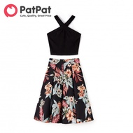 Patpat bộ đồng phục gia đình bộ đồng phục váy chữ A áo đi biển hoa hoặc chéo