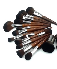 [HCM]Bộ cọ makeup forever 22-28-30-32-35-38 cây cam kết sản phẩm đúng mô tả chất lượng đảm bảo an to