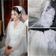 Lace veil with hair clip