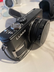 Panasonic Lumix DMC-LX2 point and shoot camera