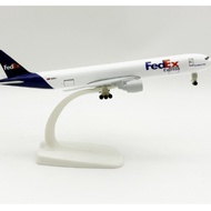 FedEx Boeing B777 Premium Alloy Airplane - 1:400 scale model - With Display Stand