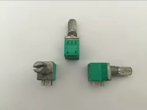 100PCS RV097NS switch audio amplifier sealed potentiometer B10K B50K B100K 15MM 5Pin with nuts poten