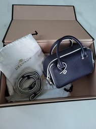 Delvaux cool box nano navy