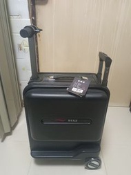 BEKE 黑色多功能電動行李箱 喼