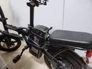 摺疊電動自行車