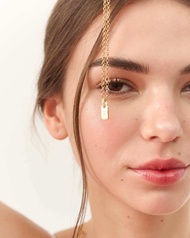 Valleydarley - Engraved initial tag 14k gold plated rolo chain necklace