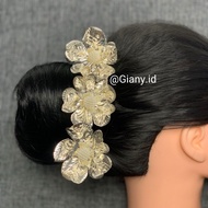 Silver Helia Clover Balinese Clover/ Clover/