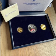 Malaysia Coin - 2010 50th Malaysia Day 100 Ringgit Gold Proof Coin Set of 3