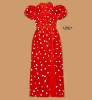 ป้าย Linda เดรสกี่เพ้ายาวสีแดงลายสตรอเบอรี่ น่ารักแหวกด้านข้าง เซ็กซี่นิดๆ  เข้ารูปใส่สวยแน่นอนคร้า