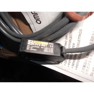 OMRON Photoelectric Sensor E3V3-R61 12-24v Proximity Switch TL-X5E1 TL-X1E1 (Rear)