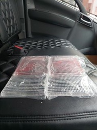 白色尾燈燈蓋一對 ISUZU 5.5 9噸 五十鈴貨車