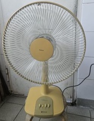 14吋樂聲牌電風扇,正常操作見圖