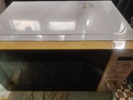 惠而浦白色微波爐 MWH303