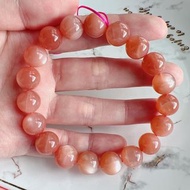 🎁11mm🔮靚貨橙月光石🔮色潤光眼靚🔮粒粒大光眼🔮 加強凝聚力，有助人際關係及工作事業。 具有強烈的能量，配戴者可以用來辟邪，阻擋外在負性能量的入侵。 橙月光石稱為「戀人之石」月亮象徵女性的陰柔面，主