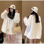 Chanel666 White Woolen Hat Black CC Badge Decoration Fashion Elegant Ladies Autumn Winter Style