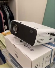 微米M350投影機及投影幕