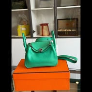 Hermes mini Lindy 
6w薄荷綠銀扣 swift 皮
