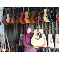 Yamaha F310 Electric Acoustic Guitar