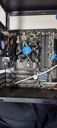 Intel Core i5-6500 CPU + Gigabyte H110M-DS2H 主機板Intel Core i5-6500 CPU + Gigabyte H110M-DS2H 主機板連電腦記