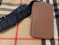 Burberry手機斜孭袋