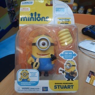 minions stuart banana munching figure thinkway toys