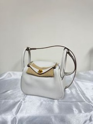 Hermes mini Lindy 20 Verso Veau Swift Gris Pale x Gris Mayer