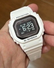 全新日本版 CASIO G-Shock DW-H5600-7JR 白色智能手錶