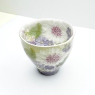 工房ゆずりは　湯呑茶碗　花かざり　瀬戸焼　花柄　優しい感性　女性だけの工房　手描き　可憐　彩り豊か　湯呑　陶器　ゆずりは