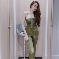 Bow tie shirt with string trim