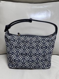 LOEWE Cubi small size 手袋