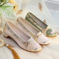 2025 New Women's Flat Shoes Traditional Style Ladies Causal Hanfu Performance Shoes Vintage Women's 