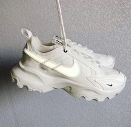 全新 Nike TC7900 cream white /奶油白 size 40