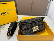[na9 Ready Stock] Size 26x13cm Folding Box Baguette Presbyopic Baguette Baguette Shoulder Bag Crossb