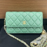 芯片款 香奈兒/Chanel woc翻蓋羊皮金球鏈條包