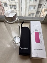 帶瓶套，可以盛熱水550ML, 大容量耐熱，時尚玻璃水瓶