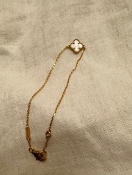 VCA Sweet Alhambra手鍊，18K黃金珍珠貝母