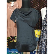 HITAM Preloved Black blouse