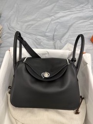 Hermes  Lindy 26 Noir 黑色銀扣 swift皮