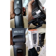 Flash godox tt520ii boked