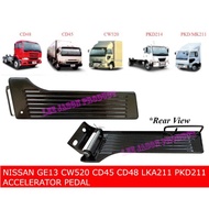 NISSAN UD TRUCK CD45 CW520 CD48 LKA211 PKD211 GE13 ACCELERATOR PEDAL MINYAK PEDAL PRICE FOR 1 PC