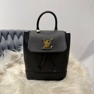 LV 黑金mini 後背包 小書包