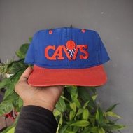 VINTAGE NBA C4VS CAVAL1ERS PLAIN LOGO HAT