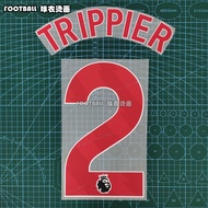 Newcastle United 2324 Sân vận động tại nhà Bóng đá đóng dấu màu đỏ Premier League của Anh với làn da