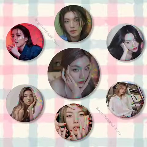 Orm kornnaphat Reflective Pin Tinplate Round Brooch Cartoon Cosplay Badges for Bag Hat Toys Gifts