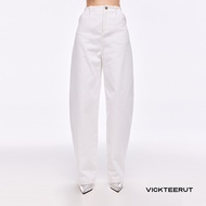 VICKTEERUT (ราคาปกติ 7880 -.) Barrel Leg Jeans กางเกง ขาบาน ผ้าเดนิม
