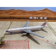 JC wings XX4194 China Airlines A330-300 B-18353 Cathay Pacific Nose 1: 400 Medieval Aircraft, Perfec